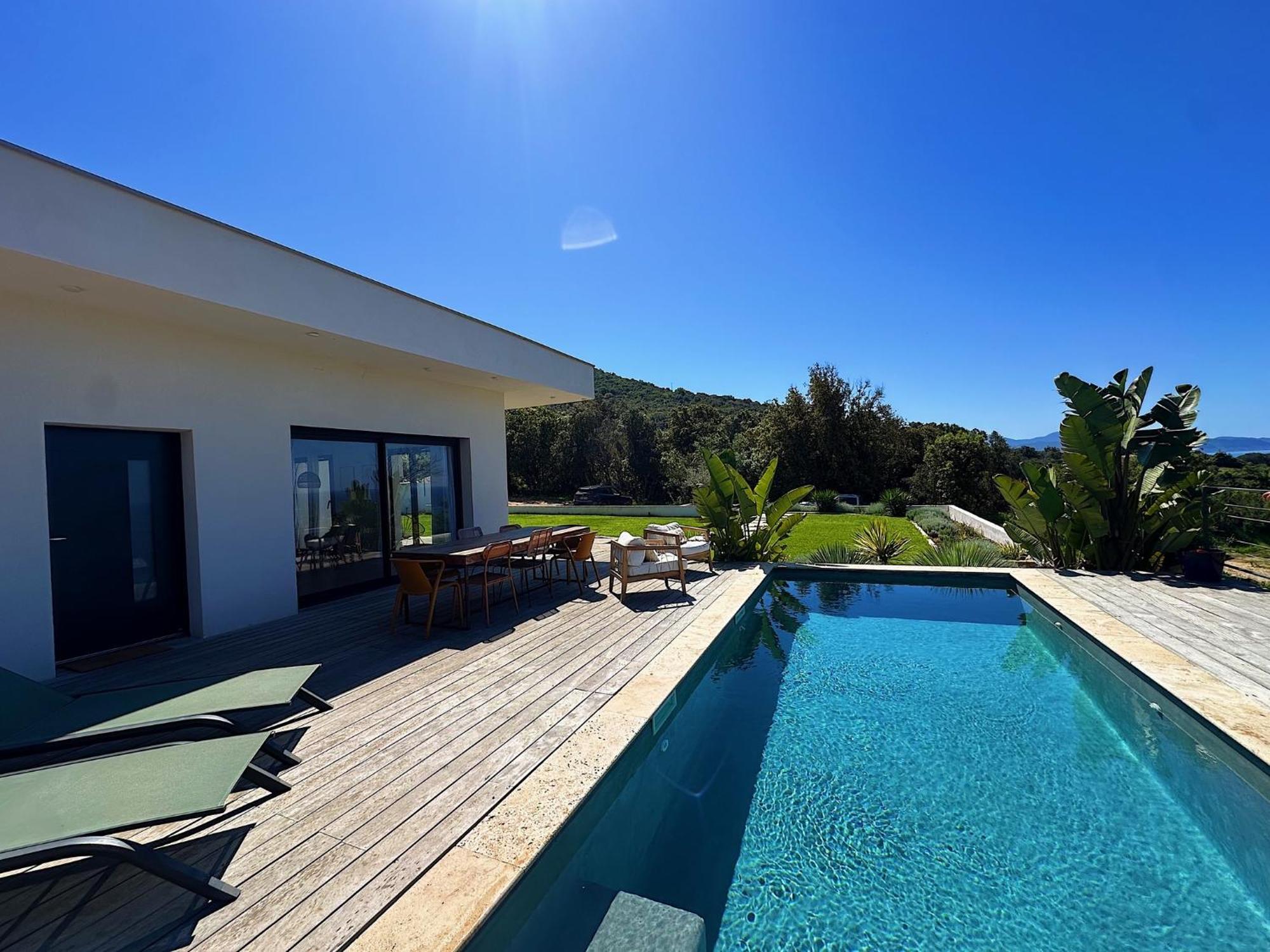 Villas De Standing Avec Magnifique Vue Mer Et Piscines Privees, Sagone Sagone  Exterior photo